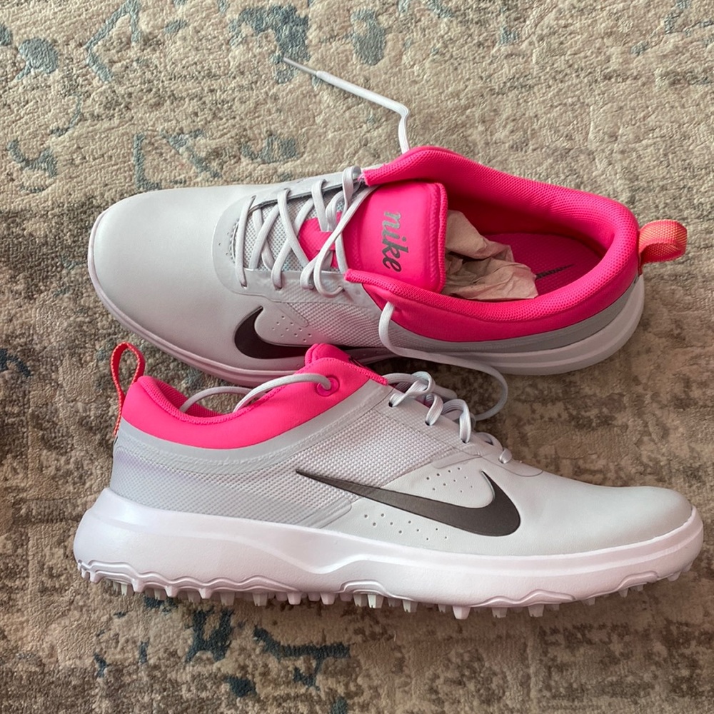 Nike Women Golf Shoes 7